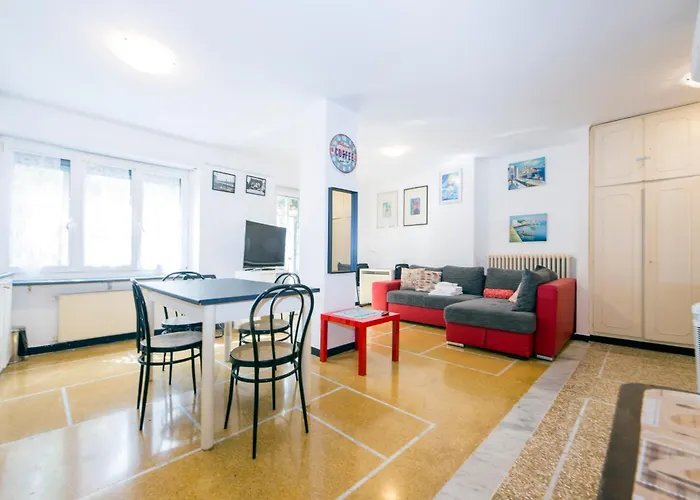 Joivy Bright 2-bedroom Flat With Terrace Near The Апартаменты Рапалло