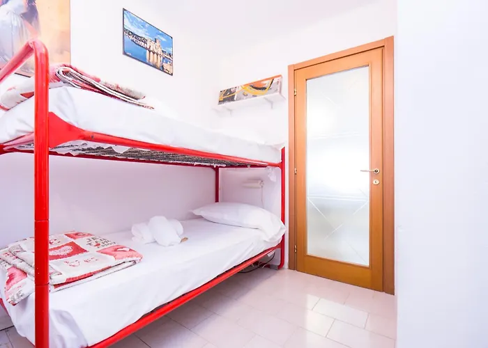 Joivy Bright 2-bedroom Flat With Terrace Near The Appartamento *