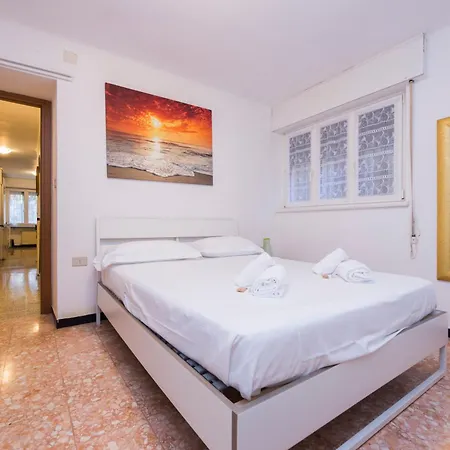 Joivy Bright 2-bedroom Flat With Terrace Near The Rapallo